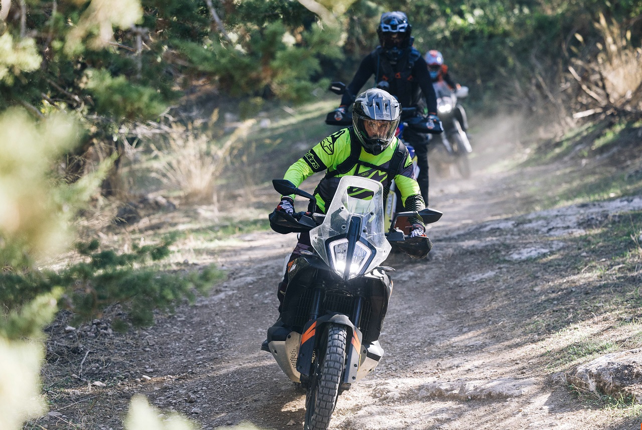 KTM 790 אדוונצ'ר במבחן דרכים