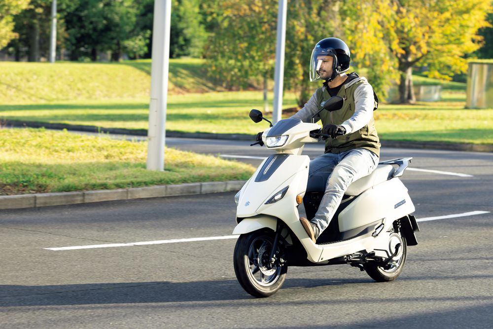 מוטב מאוחר: האם הקטנוע החשמלי של סוזוקי משנה את כללי המשחק?