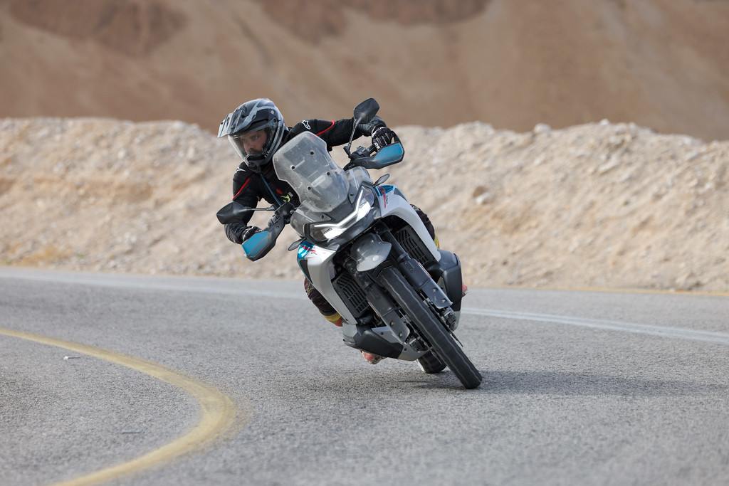 CF MOTO 800 MTX במבחן קצר