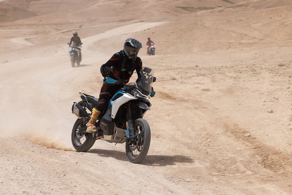 CF MOTO 800 MTX במבחן קצר