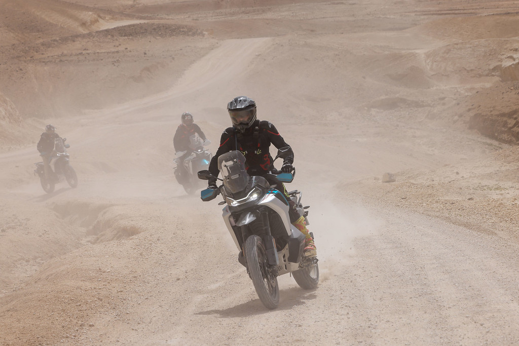 CF MOTO 800 MTX במבחן קצר