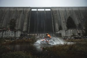 בג'אג' ההודית משתלטת על KTM